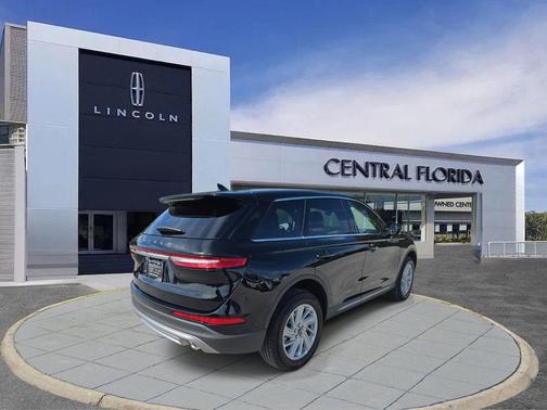 2025 Lincoln Corsair Premiere