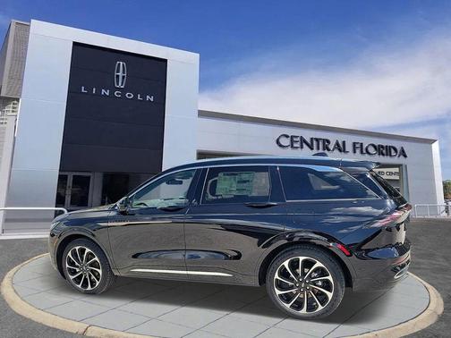 2024 Lincoln Nautilus Black Label