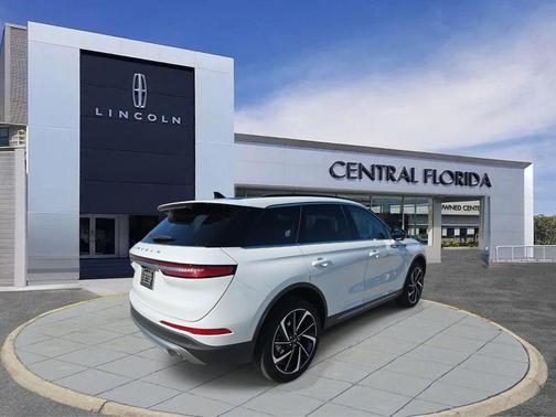 2025 Lincoln Corsair Reserve
