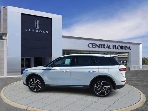 2025 Lincoln Corsair Reserve