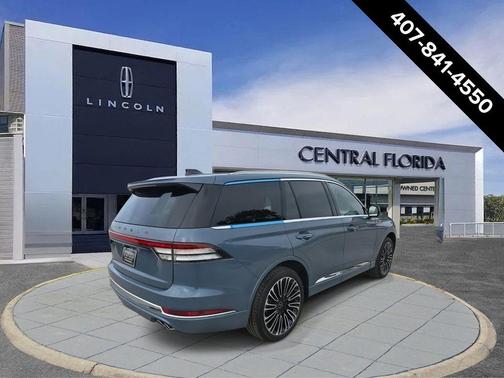 whisper blue metallic clearcoat 2026 Lincoln Aviator Black Label AWD
