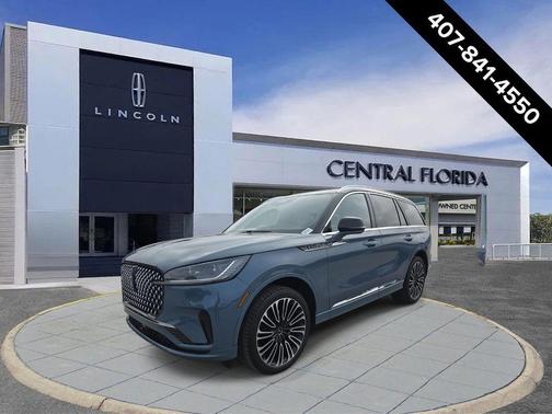 whisper blue metallic clearcoat 2026 Lincoln Aviator Black Label AWD