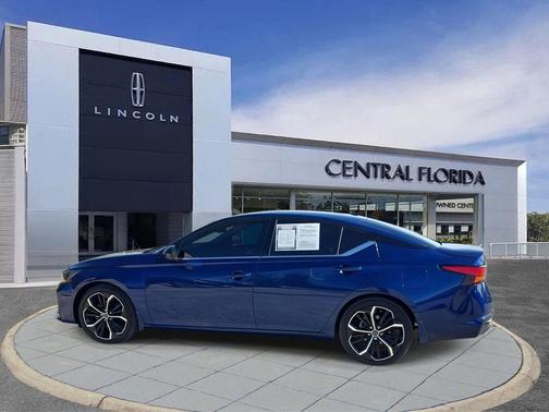 2024 Nissan Altima SR FWD