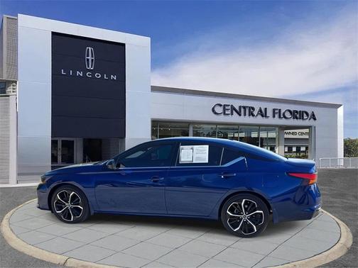 2024 Nissan Altima SR FWD