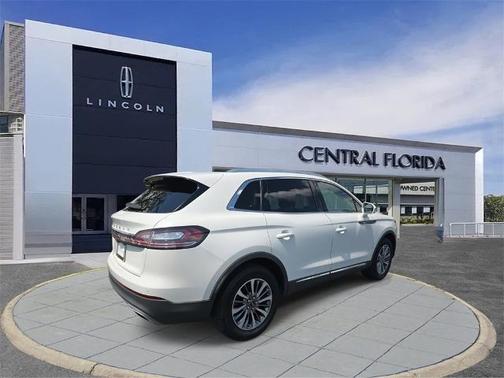 2022 Lincoln Nautilus STANDARD