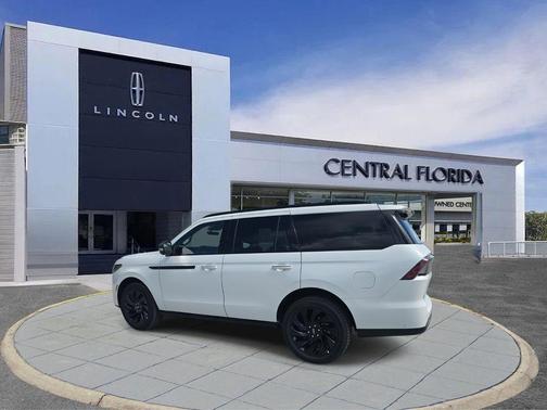 2025 Lincoln Navigator Reserve