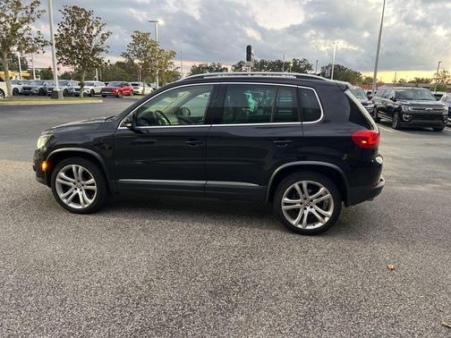 2012 Volkswagen Tiguan SEL