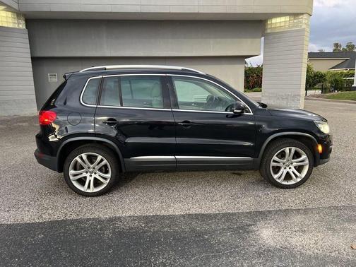 2012 Volkswagen Tiguan SEL