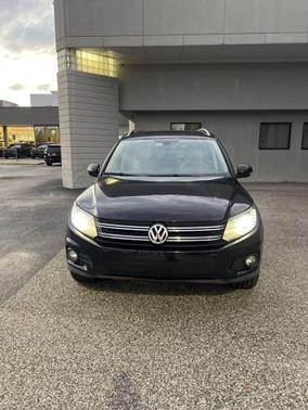 2012 Volkswagen Tiguan SEL