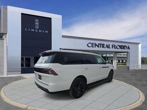 2025 Lincoln Navigator Reserve
