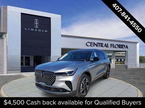 Silver Radiance Metallic Clearcoat 2026 Lincoln Nautilus Premiere