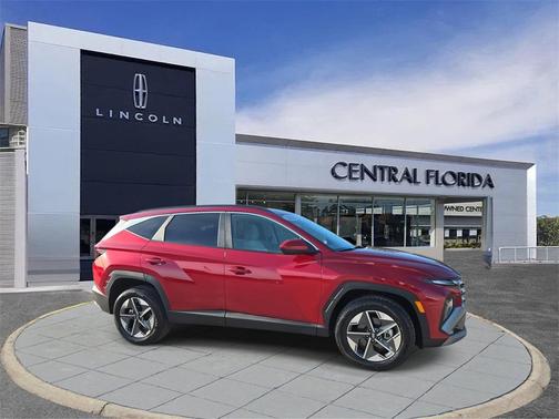 2025 Hyundai TUCSON SEL