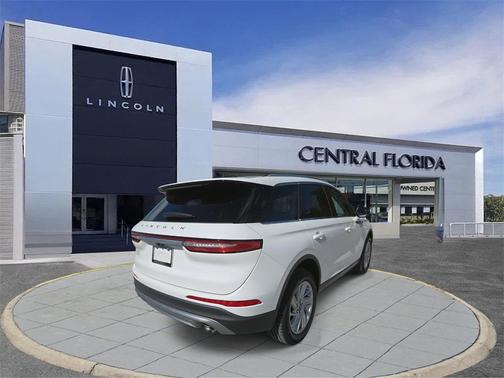 2022 Lincoln Corsair Standard