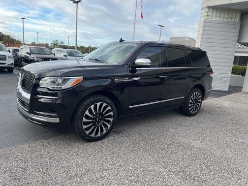 2023 Lincoln Navigator Black Label