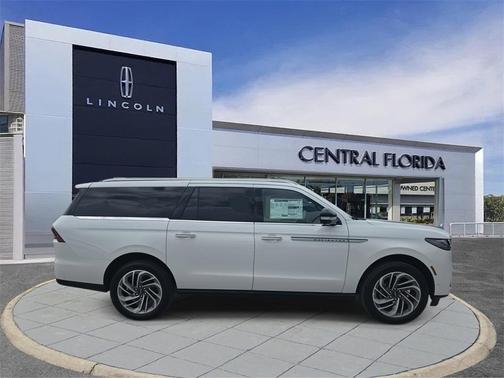 2025 Lincoln Navigator Reserve