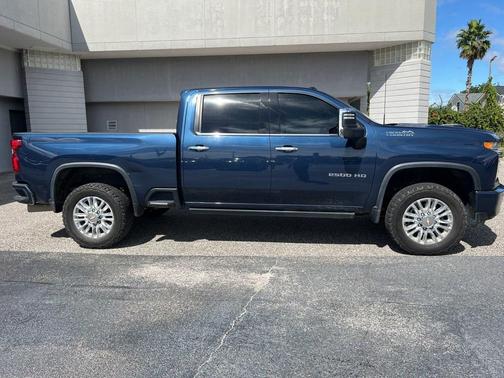 2021 Chevrolet Silverado 2500 High Country