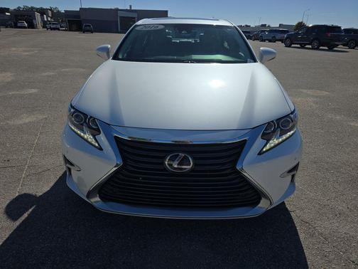 2016 Lexus ES 350 Base