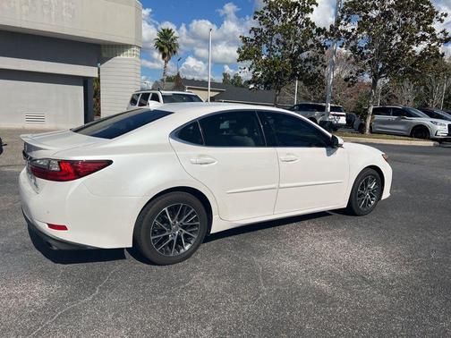 2016 Lexus ES 350 Base