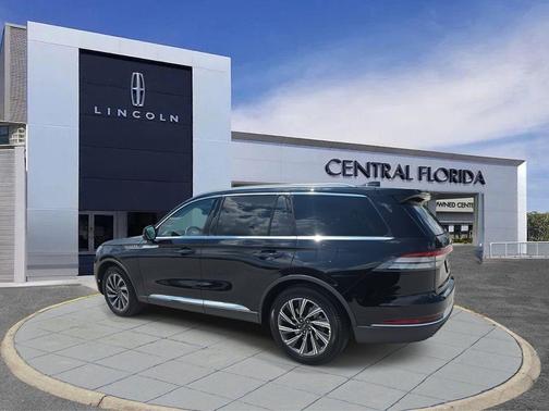 2025 Lincoln Aviator Premiere