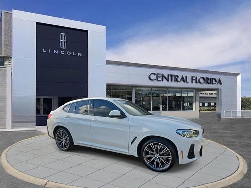 2022 BMW X4 xDrive30i