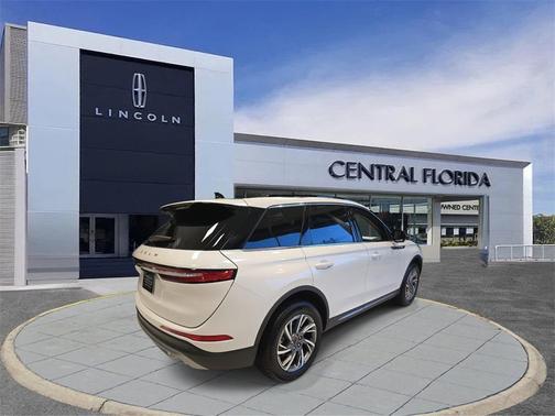 2025 Lincoln Corsair Premiere