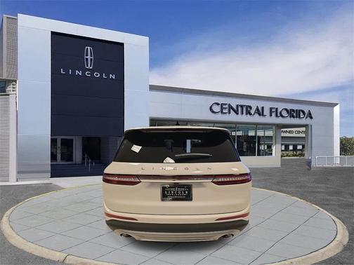 2025 Lincoln Corsair Premiere