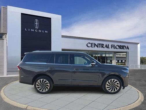 2025 Lincoln Navigator Black Label