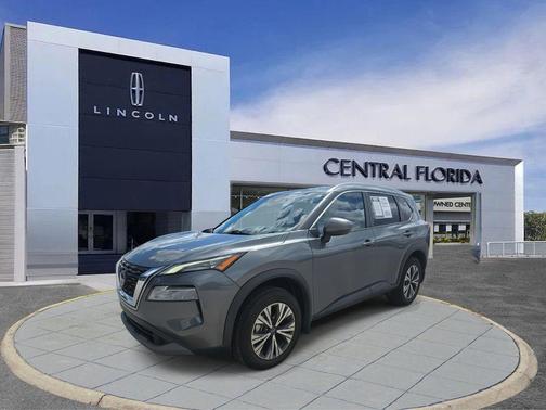 2022 Nissan Rogue SV