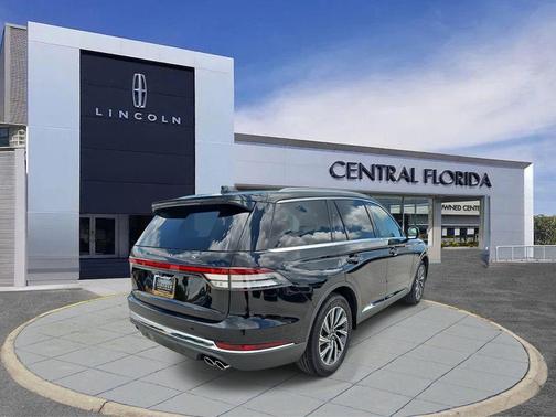 2025 Lincoln Aviator Premiere