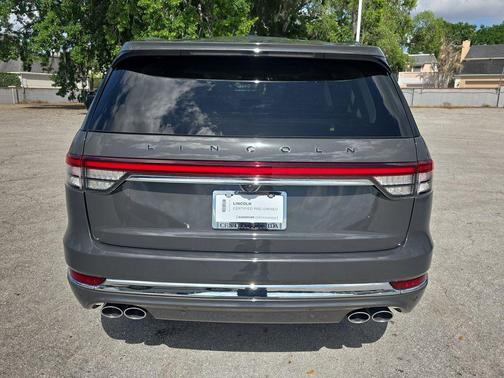 Chroma Caviar Dark Gray Metallic Clearcoat 2023 Lincoln Aviator Black Label AWD