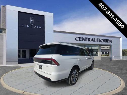 2026 Lincoln Navigator Reserve