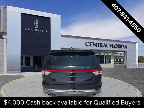 Infinite Black Metallic Clearcoat 2026 Lincoln Aviator Premiere