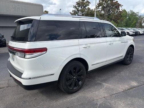 PRISTINE WHITE METALLIC 3C 2024 Lincoln Navigator RESERVE