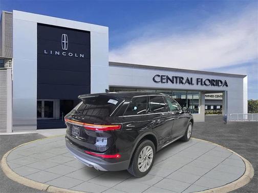 2025 Lincoln Corsair Premiere
