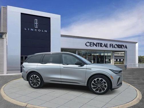 2025 Lincoln Nautilus Reserve