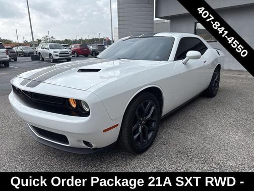 2019 Dodge Challenger SXT