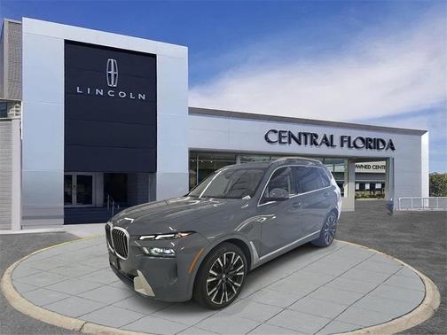 2023 BMW X7 xDrive40i