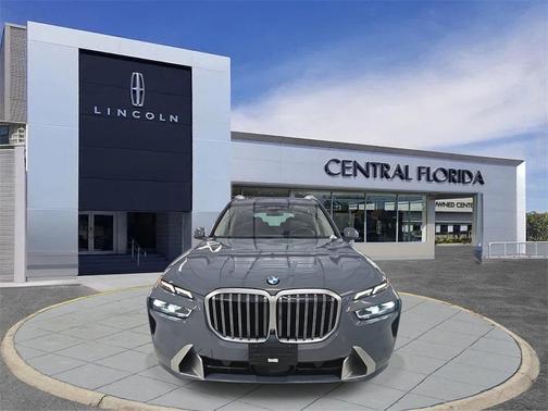 2023 BMW X7 xDrive40i