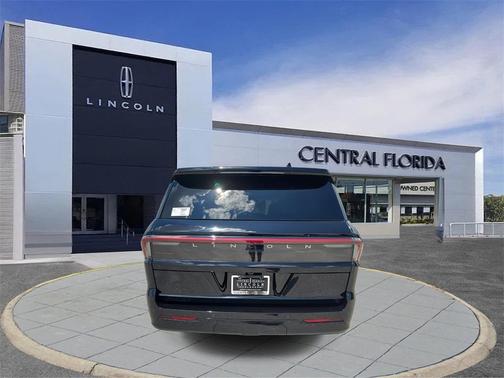 2025 Lincoln Navigator Reserve