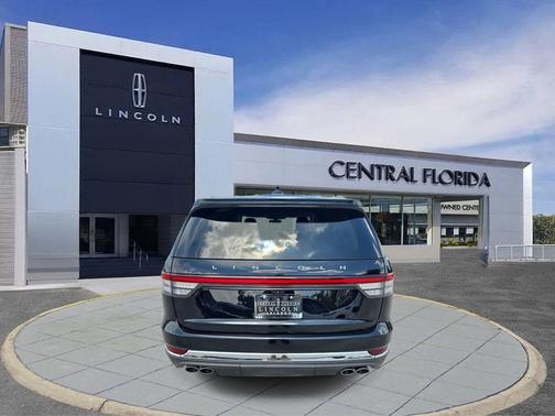 2025 Lincoln Aviator Premiere