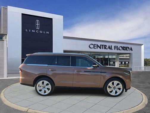 2025 Lincoln Navigator Black Label