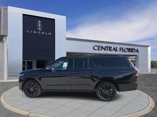 2025 Lincoln Navigator Reserve