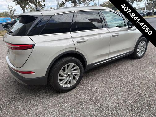 2022 Lincoln Corsair Standard