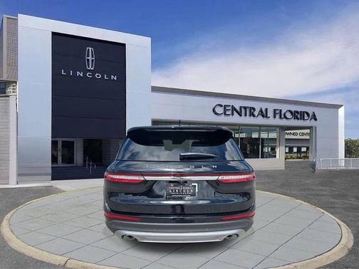 2025 Lincoln Corsair Premiere