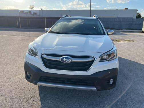 2022 Subaru Outback Touring XT