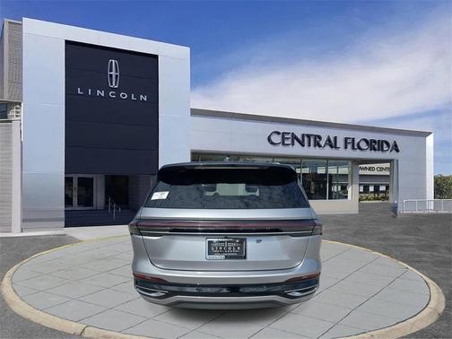 2025 Lincoln Nautilus Reserve
