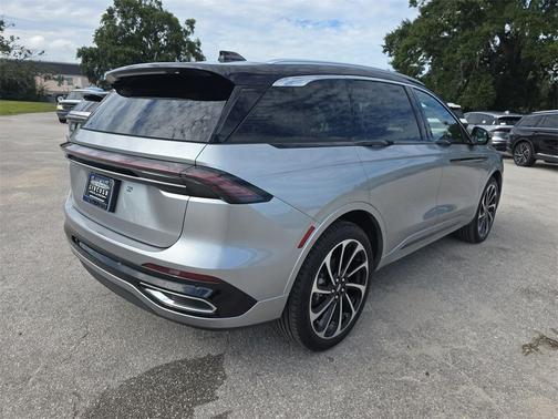 2025 Lincoln Nautilus Black Label
