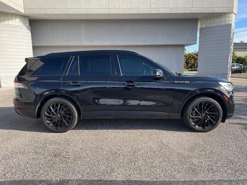 2023 Lincoln Aviator Reserve AWD