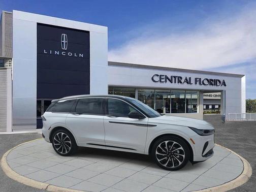 2025 Lincoln Nautilus Black Label