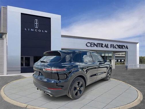 2020 Porsche Cayenne Base